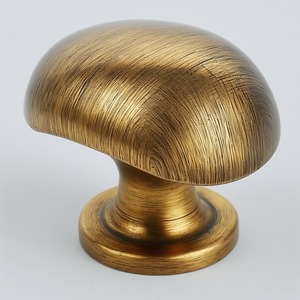 Elegante Pomo de puerta de latón con superficie redonda lisa y dorado brillante acabado artesanal para interiores decorativos - Product Image 4