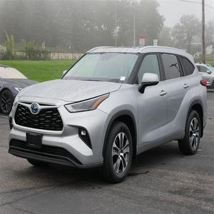 2024 para Highlander Hybrid XLE AWD, 1-25000 millas, 400-500 Nm de par, 400 CV de potencia, 7 asientos, frenos de disco delanteros/tambor traseros - Product Image 1