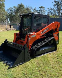 Chargeuse compacte sur chenilles Kubota SVL 75-2 2024 abordable, moteur diesel 74 CV, climatisation, siège à suspension, commandes joystick, 2 vitesses - Product Image 3