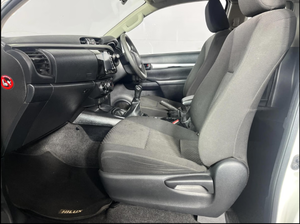 Voiture d'occasion de qualité à prix abordable, Toyota Hilux 2.4 GD-6 2020, carrosserie relevée SRX, cabine étendue, conduite à droite - Product Image 2