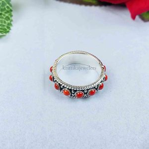 Anillo Unisex de Plata de Ley 925 de Krittika Jewelers con Gema de Coral Natural en Engaste de Bisel, Estilo Bohemio, para Aniversario de Bodas - Product Image 6