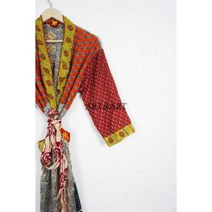 Kimono en soie pour femme, élégant et léger, style bohème chic, robe longue à imprimé floral, douce, pour spa, stations balnéaires, vêtements de détente - Product Image 3