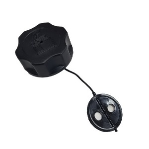 Tappo Benzina Tu26Z & Cg520 Rif. 918122 - Ricambi e Accessori per Tosaerba Compatibili con Vari Modelli - Product Image 1