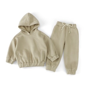 Chándales informales para niños con logotipo de marca personalizado a la venta chándal ligero para niños de nueva tendencia al por mayor en color liso - Product Image 1