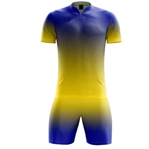 Ropa deportiva Uniformes de fútbol unisex Rojo y Negro Simple Liso Logotipo personalizado Uniformes de fútbol 100% Poliéster - Product Image 6