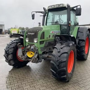 Tractor de Dos Ruedas 4WD al por Mayor con Bomba y Arado de Disco, Motor Diésel de 20HP, Alta Eficiencia Agrícola - Product Image 1