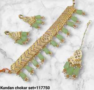 ENSEMBLE DE BIJOUX INDIENS TRADITIONNELS ET À LA MODE EN CUIVRE ENSEMBLE DE BIJOUX DE MARIAGE POUR FEMMES BOUCLES D'OREILLES ET COLLIER - Product Image 5
