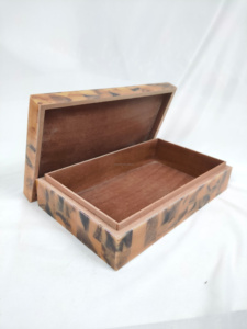 Boîte à bijoux en bois de nouveau design avec velours et cuir PU boîte-cadeau élégante et à la mode faite à la main d'Inde - Product Image 6