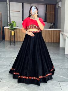 Último diseñador de algodón espejo trabajo borde Lehenga Choli por Fab Zone - Product Image 5