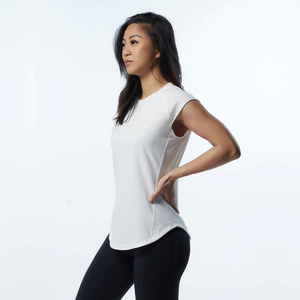 Camiseta de algodón ligera para mujer, cómoda camiseta de moda con cuello redondo en blanco para exteriores, ropa informal diaria con estilo - Product Image 3