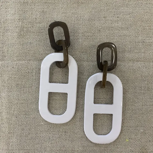 Gran oferta, pendiente blanco de cuerno de búfalo Natural, pendientes de aro artesanales hechos a mano, estilo bonito para bodas, fiestas, regalos hechos en Vietnam - Product Image 3