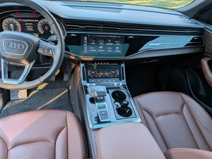 ซูเปอร์คลีน 2024 ออดี้ คิว8 พรีเมียม เกียร์อัตโนมัติ เบาะหนัง - Product Image 4