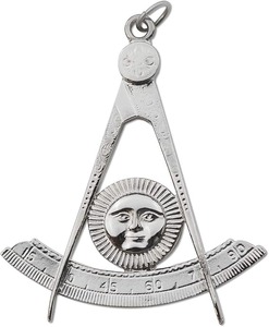 Joya Masónica de Oficial de Logia Azul de Grado Pasado Maestro - [Plata] Acabado Silv-x, Cuadrante y Compás con Sol - Product Image 1