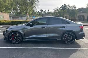 LISTO PARA ENVIAR LHD/RHD 2023 AU-DI RS3 401-HP TURBO 5-CILINDROS AWD PAQUETE DE TECNOLOGÍA RS - Product Image 6