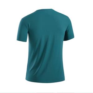 Camiseta Deportiva de Manga Corta para Hombre, Cuello Redondo, Ajuste Atlético, Poliéster Duradero, Secado Rápido, Transpirable, con Logotipo Personalizado OEM Disponible al por Mayor - Product Image 2