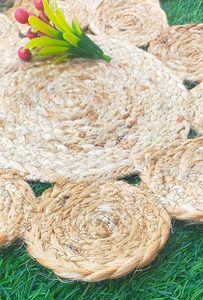 Napperon en jute tressé naturel design rond pour table centrale pour mariages fêtes du nouvel an et autres occasions - Product Image 5