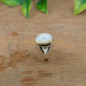 Anillo de Piedra Lunar Azul de Primera Calidad, Anillo de Plata de Ley 925, Anillo de Diseño Hecho a Mano, Anillo de Piedras Preciosas, Joyería de Piedra Lunar - Product Image 3