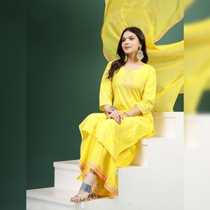 Kurtis Elegantes de Algodón 100% Bordados a Mano, de Alta Demanda, para Mujer, Listos para Usar, con Pantalones Palazzo y Dupatta - Product Image 3
