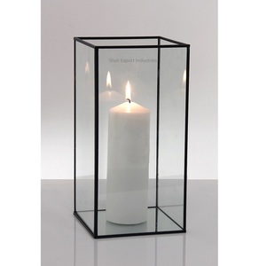 Lanterne à bougie en verre décorative fantaisie Lanterne à bougie de table de mariage en laiton et verre de luxe avec poignée en métal - Product Image 4