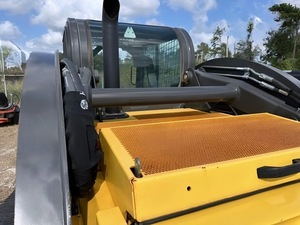 Skid Steer 2022 New Holland C332 Track Skid Steer Loader listo para trabajos de construcción de movimiento de tierras - Product Image 5