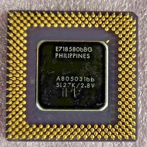 Microprocesador/CPU de cerámica chapado en oro INTEL R80C186XL20 VINTAGE USADO 20MHZ para recuperación de oro Kuwait - Product Image 2