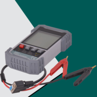Value+ AB70D Probador de Baterías Portátil, Analizador de Resistencia Interna, Linterna LED para Pruebas de Baterías de Plomo-ácido y Níquel-cadmio