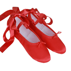 Chaussures pour filles Pantoufles de danse plates Chaussures de danse pour femmes adultes Chaussures de danse rouges classiques en cuir souple pour enfants - Product Image 4