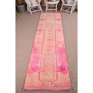 Tapis turc Herki vintage rose en laine écologique de 2,9 x 11,5 pieds, style sud-ouest, avec patchwork et support en latex - Product Image 1