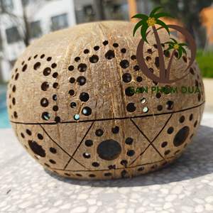 ผู้ผลิตที่มีคุณภาพสูงโคมไฟกะลามะพร้าวแขวนโคมไฟมะพร้าวตกแต่งจาก COCO - ECO เวียดนาม - Product Image 3