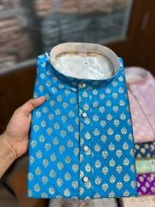 Venta caliente Hombres Algodón Kurta Calidad Premium Impreso Diseño corto con patrón sólido Mangas largas Métodos de impresión dibujados a mano - Product Image 2