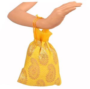 กระเป๋าใส่ของชำร่วยสำหรับงานแต่งงานของอินเดียถุงผ้าหูรูดสีสันสดใสของชำร่วยให้ผลไม้แห้งดี - Product Image 6