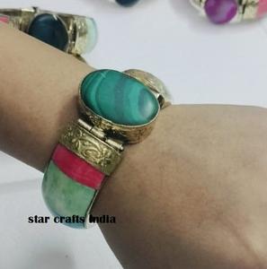 Attrayant Pierre Naturelle avec Laiton et Os Design vente chaude à la main Femme Bracelet manchette 100% Os fait Bracelet - Product Image 6