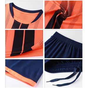 Uniformes de Fútbol Personalizados al por Mayor, Impresión por Transferencia de Calor, Conjunto de Camiseta de Fútbol para Hombre, Secado Rápido, Transpirable, Ropa Deportiva para Equipo - Product Image 5