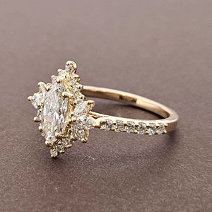 Anillo de compromiso de boda solitario chapado sólido de 14K de alta calidad, Diamante de corte Marquesa cultivado en laboratorio VVS clásico para mujer - Product Image 5