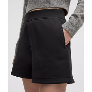 Pantalones cortos de alta calidad 100% de algodón para mujer, logotipo impreso en 3D personalizado con bolsillos laterales, pantalones cortos de calle de color sólido para mujer - Product Image 5