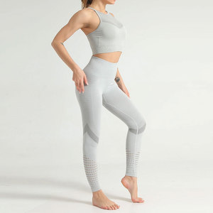 Femmes nouveau Design 2 pièces Gym Fitness sport costume motif solide Yoga Leggings haut personnalisable Sublimation entraînement vêtements de sport - Product Image 2
