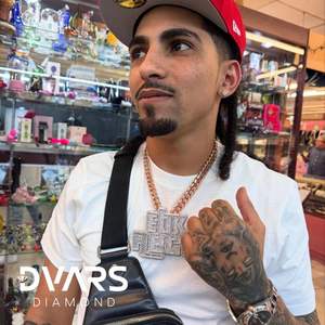 Colgante de Lujo para Hombre con Letra Hip Hop, Chapado en Oro de 18K, con Moissanita y Diamantes Baguette, Plata 925, Personalizado con Nombre - Product Image 6