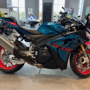 Motos 2026 Top commercial auction RS660 RSV4 659cc 105HP 77.2kW 10 400 tr/min, bicylindre, 4 soupapes par cylindre, prêtes à être expédiées - Product Image 1