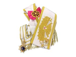 Modèle personnalisé brodé à la main de regalia maçonnique le plus vendu dans le monde entier - Product Image 5