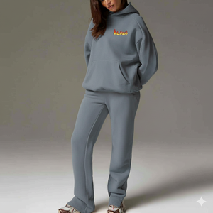 Conjunto de Dos Piezas de Invierno Informal para Mujer, Sudadera Holgada con Capucha y Pantalones Deportivos por Encima de la Rodilla, Estilo Urbano para Uso Diario - Product Image 6