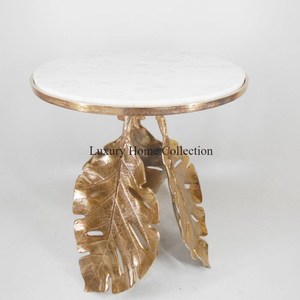 Leaf Design Home Centre décoratif et table d'appoint Base d'ombre dorée avec dessus en marbre de couleur blanche Table d'appoint de chambre à coucher de forme ronde - Product Image 1