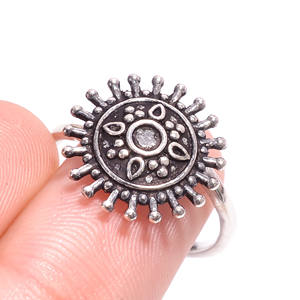 Belle bague en argent sterling 925 bijoux classiques de luxe de haute qualité anniversaire de mariage ou cadeau de fête bijoux en gros - Product Image 3