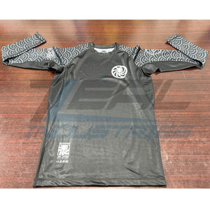 Protections anti-éruptions cutanées mma personnalisées impression par sublimation protection ultavoilet 240 gsm compression grappin bjj protections anti-éruptions cutanées fabriquées au Pakistan - Product Image 1