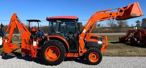 Tractor compacto reacondicionado Kubota L3240 32HP 4WD con cargador y retroexcavadora diésel versátil para paisajismo agrícola y construcción - Product Image 2