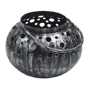 Bougie votive en fer fait à la main avec finition peinte, décoration d'intérieur pour dîner et mariage - Product Image 4