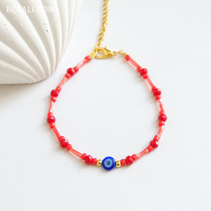 Pulsera de Ojo Turco con Dijes de Cuentas Intrincados, un Accesorio Elegante para Mujer que Protege Contra la Negatividad - Product Image 3