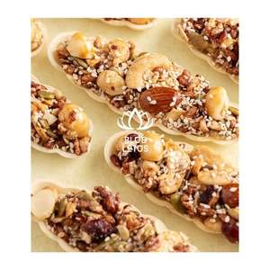 Snack Saludable Vietnamita Recién Hecho, Mezcla de Granola, Frutos Secos, Barquilla de Arroz Integral - Product Image 1