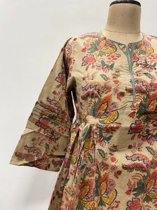 Camisetas de Tirantes de Algodón para Mujer |   Ropa Suave para Uso Diario |   Top Corto Estilo Bohemio Indio con Estampado Floral |   Regalo ligero con logotipo frontal - Product Image 3