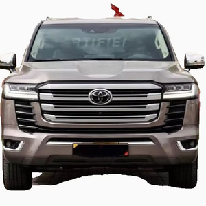 Toyota Land Cruiser 2.4L 6 cylindres 409 ch, modèle 2022 d'occasion, transmission automatique, 4x4, conduite à gauche, essence. - Product Image 1