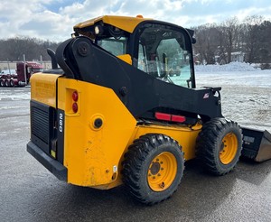 Cargadora retroexcavadora y minicargadora JCB 1CX usada con motor Caterpillar, carga nominal de 9 toneladas, cargadores delanteros y traseros - Product Image 1